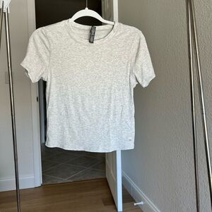 Vuori grey t shirt